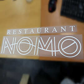 Фото термонаклейки для брендирования шатров ресторана